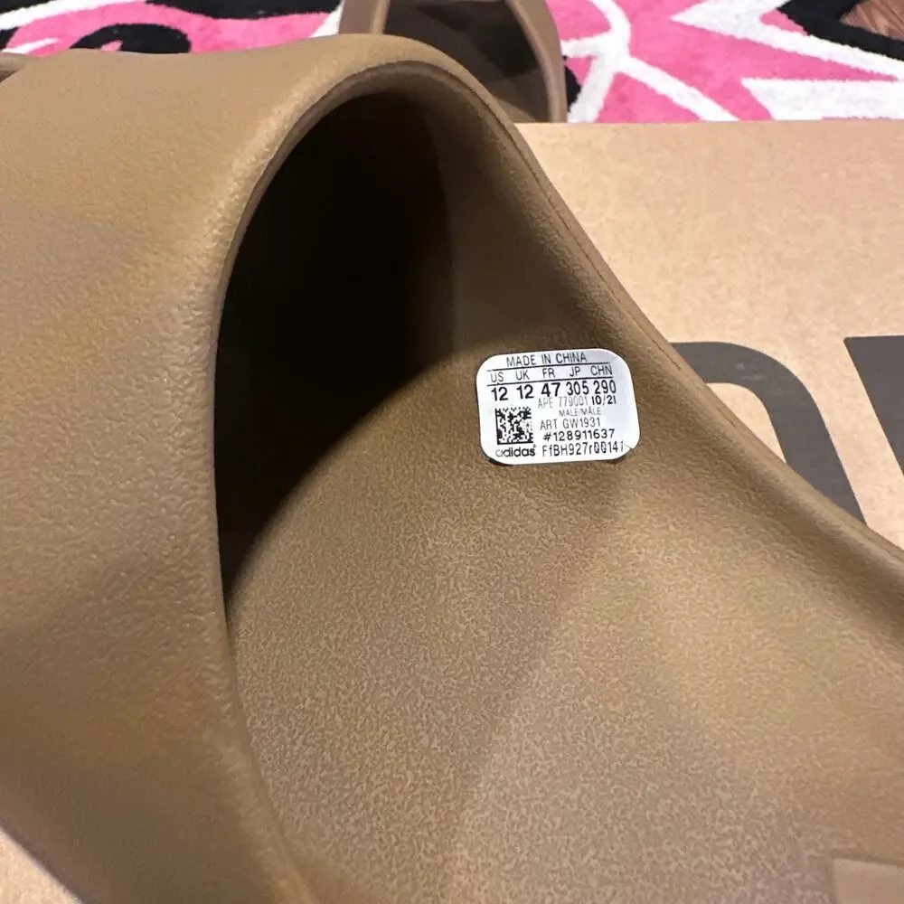 adidas Yeezy Slide 
